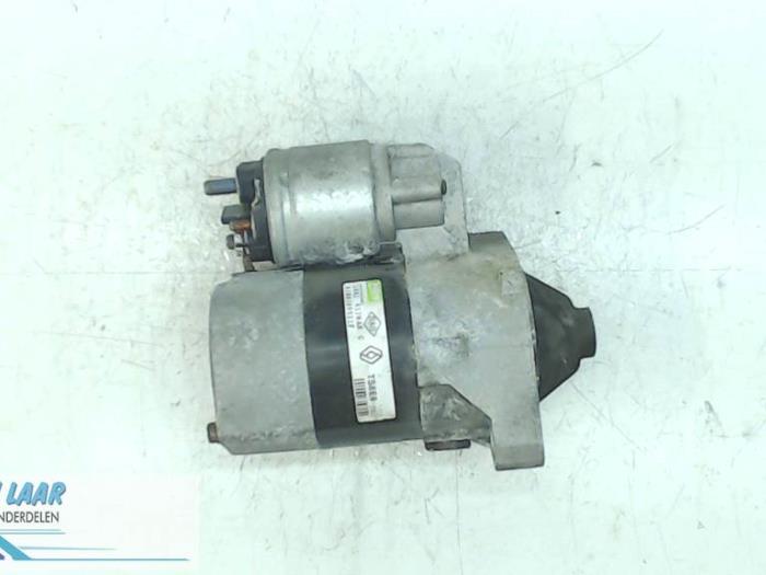 Gebruikte Startmotor Renault Clio III (BR/CR) 1.2 16V Tce Prijs € 50,00 Margeregeling aangeboden door Autodemontage van de Laar