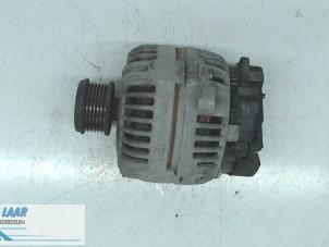 Gebruikte Alternator Renault Kangoo Express (FW) 1.5 dCi 75 Prijs € 150,00 Margeregeling aangeboden door Autodemontage van de Laar