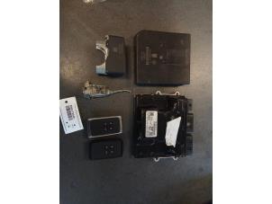 Gebruikte Computer Motormanagement Renault Megane IV Estate (RFBK) 1.5 Energy dCi 115 Prijs op aanvraag aangeboden door Autodemontage van de Laar