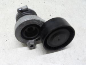 Gebruikte Spanrol Multiriem Renault Kadjar (RFEH) 1.5 Blue dCi Prijs op aanvraag aangeboden door Autodemontage van de Laar