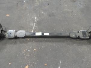 Gebruikte Achteras voorwielaandrijving Renault Master III (FV) 2.3 dCi 110 16V FWD Prijs € 250,00 Margeregeling aangeboden door Autodemontage van de Laar