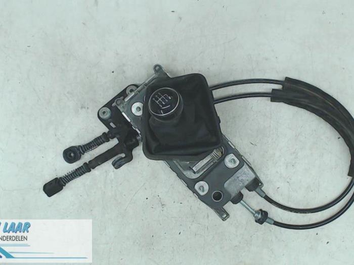 Gebruikte Schakelkabel Versnellingsbak Volkswagen Tiguan (5N1/2) 2.0 TDI 16V Prijs op aanvraag aangeboden door Autodemontage van de Laar