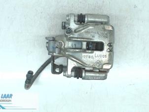 Gebruikte Remklauw (Tang) rechts-achter Renault Trafic (1FL/2FL/3FL/4FL) 1.6 dCi 115 Prijs op aanvraag aangeboden door Autodemontage van de Laar