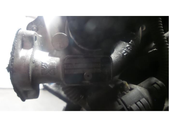 Motor van een Fiat Doblo 2011