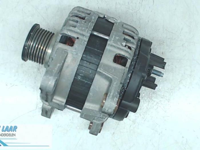 Gebruikte Dynamo Nissan Pulsar (C13) 1.2 DIG-T 16V Prijs € 200,00 Margeregeling aangeboden door Autodemontage van de Laar