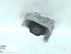 Gebruikte Motorrubber Dacia Duster (HS) 1.5 dCi 4x4 Prijs € 25,00 Margeregeling aangeboden door Autodemontage van de Laar