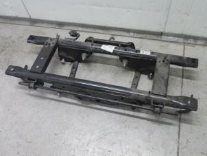 Gebruikte Subframe Dacia Duster (HS) 1.5 dCi 4x4 Prijs op aanvraag aangeboden door Autodemontage van de Laar