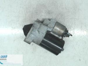 Gebruikte Startmotor Renault Laguna II (BG) 2.0 16V Prijs € 70,00 Margeregeling aangeboden door Autodemontage van de Laar