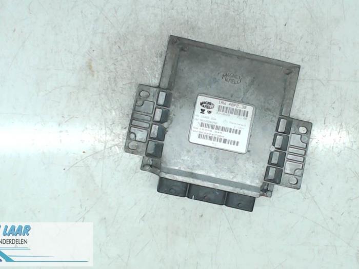 Gebruikte Computer Motormanagement Peugeot 206 CC (2D) 2.0 16V Prijs op aanvraag aangeboden door Autodemontage van de Laar