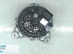 Gebruikte Dynamo Dacia Dokker Express (8S) 1.6 16V LPG Prijs € 181,50 Inclusief btw aangeboden door Autodemontage van de Laar