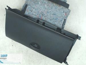 Gebruikte Dashboardkastje Renault Kangoo Express (FW) 1.5 dCi 75 Prijs € 50,00 Margeregeling aangeboden door Autodemontage van de Laar