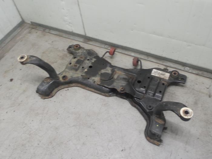 Gebruikte Subframe Ford C-Max (DM2) Prijs op aanvraag aangeboden door Autodemontage van de Laar