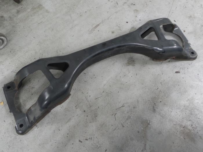 Gebruikte Subframe Porsche Cayenne (9PA) 4.5 S V8 32V Prijs op aanvraag aangeboden door Autodemontage van de Laar