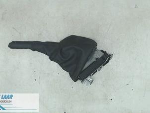 Gebruikte Handremhendel Fiat Talento 1.6 EcoJet BiTurbo 125 Prijs op aanvraag aangeboden door Autodemontage van de Laar