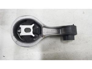 Gebruikte Motorsteun Renault Trafic Passenger (1JL/2JL/3JL/4JL) 1.6 dCi 120 Twin Turbo Prijs op aanvraag aangeboden door Autodemontage van de Laar