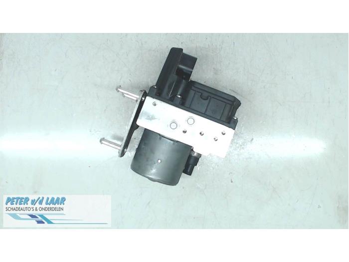 Gebruikte ABS Pomp Volkswagen Phaeton (3D) 3.0 V6 TDI 24V 4Motion Prijs op aanvraag aangeboden door Autodemontage van de Laar