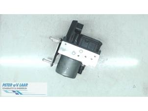 Gebruikte ABS Pomp Volkswagen Phaeton (3D) 3.0 V6 TDI 24V 4Motion Prijs op aanvraag aangeboden door Autodemontage van de Laar