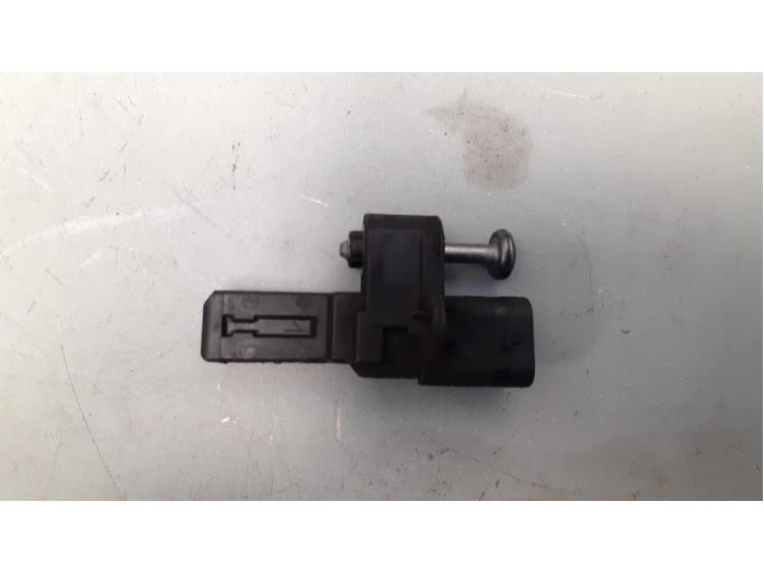 Gebruikte Krukas sensor Peugeot 207 CC (WB) 1.6 16V Prijs € 20,00 Margeregeling aangeboden door Autodemontage van de Laar