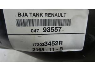 Gebruikte Tank Renault Clio V (RJAB) 1.0 TCe 100 12V Prijs € 150,00 Margeregeling aangeboden door Autodemontage van de Laar