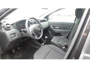 Gebruikte Bekleding Set (compleet) Dacia Duster (SR) 1.6 16V Prijs op aanvraag aangeboden door Autodemontage van de Laar