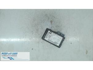 Gebruikte Bluetooth module Opel Astra H Twin Top (L67) 1.8 16V Prijs op aanvraag aangeboden door Autodemontage van de Laar