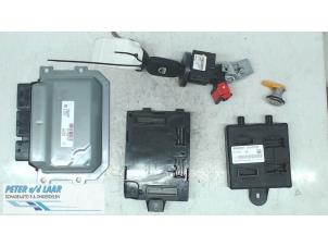 Gebruikte Computer Motormanagement Dacia Duster (SR) 1.6 16V Prijs op aanvraag aangeboden door Autodemontage van de Laar