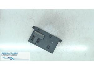 Gebruikte Sam module Mercedes C Sportcoupé (C203) 2.0 C-180 16V Prijs op aanvraag aangeboden door Autodemontage van de Laar