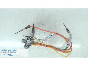 Gebruikte Lambda Sonde Dacia Duster (SR) 1.6 16V 4x4 Prijs op aanvraag aangeboden door Autodemontage van de Laar