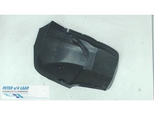 Gebruikte Slijkweerder Dacia Duster (SR) 1.6 16V 4x4 Prijs € 15,00 Margeregeling aangeboden door Autodemontage van de Laar