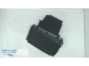 Gebruikte Dashboardkastje Renault Clio V (RJAB) 1.3 TCe 130 16V Prijs € 50,00 Margeregeling aangeboden door Autodemontage van de Laar