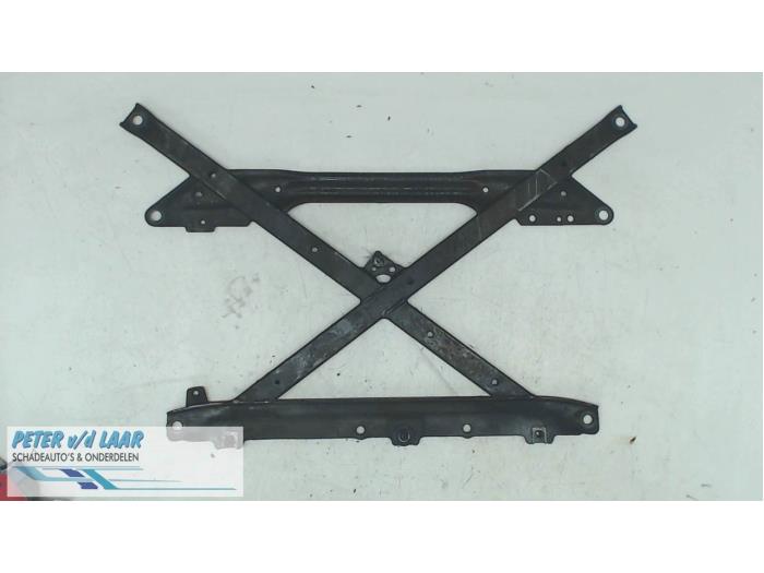 Gebruikte Subframe Audi A4 Avant (B8) 2.0 TDI 16V Prijs op aanvraag aangeboden door Autodemontage van de Laar