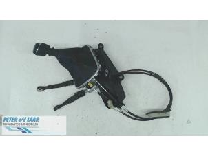 Gebruikte Schakelkabel Versnellingsbak Renault Kadjar (RFEH) 1.5 Blue dCi Prijs op aanvraag aangeboden door Autodemontage van de Laar