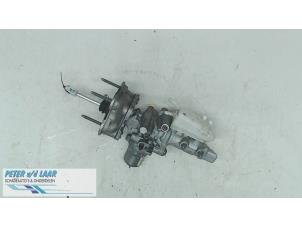 Gebruikte Hoofdremcilinder Renault Zoé (AG) 46kW Prijs € 250,00 Margeregeling aangeboden door Autodemontage van de Laar