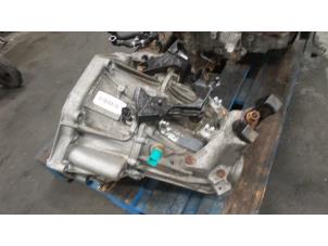 Gebruikte Versnellingsbak Renault Kadjar (RFEH) 1.5 Blue dCi Prijs € 1.250,00 Margeregeling aangeboden door Autodemontage van de Laar