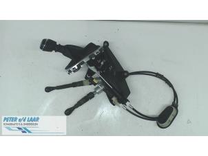 Gebruikte Schakelkabel Versnellingsbak Renault Kadjar (RFEH) 1.5 Blue dCi Prijs € 150,00 Margeregeling aangeboden door Autodemontage van de Laar