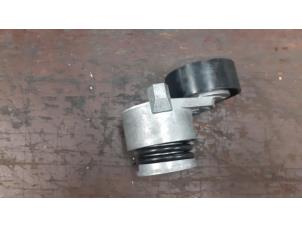 Gebruikte Spanrol Multiriem Renault Kangoo Prijs € 35,00 Margeregeling aangeboden door Autodemontage van de Laar