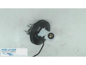 Gebruikte Rembol Dacia Duster (SR) 1.6 16V Prijs € 121,00 Inclusief btw aangeboden door Autodemontage van de Laar