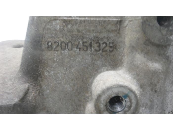 Carterpan van een Renault Megane III Grandtour (KZ) 1.5 dCi 110 2012