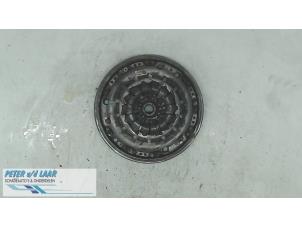 Gebruikte Vliegwiel Renault Megane III Grandtour (KZ) 1.5 dCi 110 Prijs € 250,00 Margeregeling aangeboden door Autodemontage van de Laar