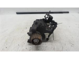 Gebruikte Brandstofpomp Mechanisch Renault Megane III Grandtour (KZ) 1.5 dCi 110 Prijs € 250,00 Margeregeling aangeboden door Autodemontage van de Laar