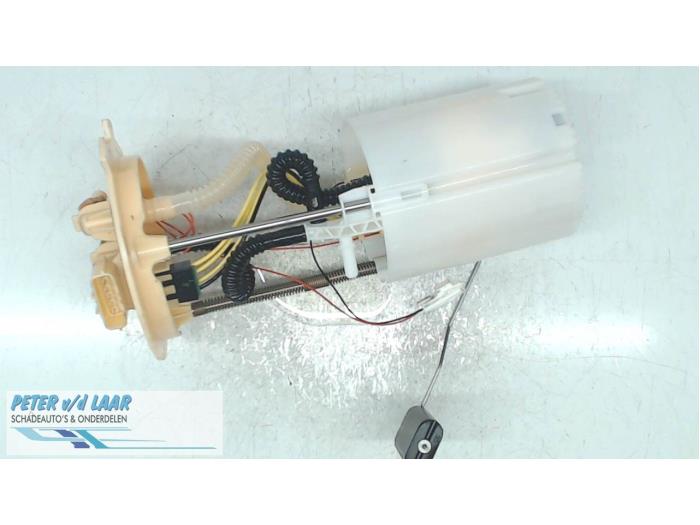 Gebruikte Tank element Pomp Nissan X-Trail (T32) 2.0 dCi All Mode Prijs op aanvraag aangeboden door Autodemontage van de Laar