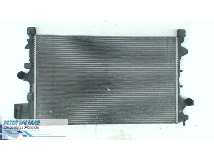 Gebruikte Radiateur Opel Vectra C Caravan 1.9 CDTI 100 Prijs € 35,00 Margeregeling aangeboden door Autodemontage van de Laar