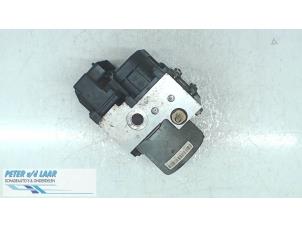 Gebruikte ABS Pomp Smart City-Coupé 0.6 Turbo i.c. Smart&Pulse Prijs op aanvraag aangeboden door Autodemontage van de Laar