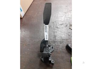 Gebruikte Gaspedaal Opel Corsa C (F08/68) 1.2 16V Prijs € 50,00 Margeregeling aangeboden door Autodemontage van de Laar
