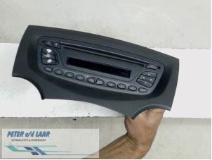 Gebruikte Radio Ford Ka II Prijs € 50,00 Margeregeling aangeboden door Autodemontage van de Laar