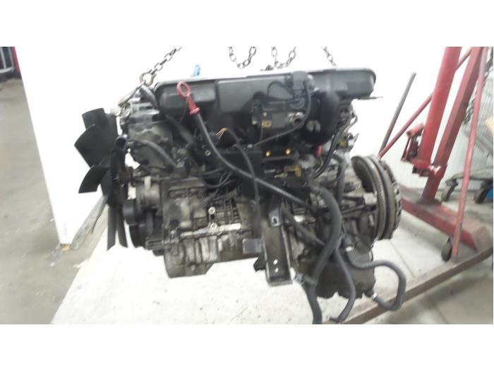Gebruikte Motor BMW 5 serie (E39) 520i 24V Prijs € 400,00 Margeregeling aangeboden door Autodemontage van de Laar