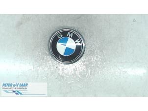 Gebruikte Handgreep Achterklep BMW 1 serie (E81) Prijs € 30,00 Margeregeling aangeboden door Autodemontage van de Laar