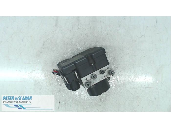 Gebruikte ABS Pomp Ford Fiesta 6 (JA8) 1.6 TDCi 16V Prijs op aanvraag aangeboden door Autodemontage van de Laar