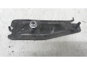 Gebruikte Steun (diversen) Renault Clio Prijs € 15,00 Margeregeling aangeboden door Autodemontage van de Laar