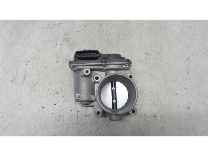 Gebruikte Gasklephuis Mazda CX-3 (DJ/DK) 2.0 SkyActiv-G 120 Prijs € 150,00 Margeregeling aangeboden door Autodemontage van de Laar